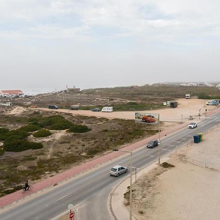 Maresia - Beachfront Peniche Apartment Екстериор снимка
